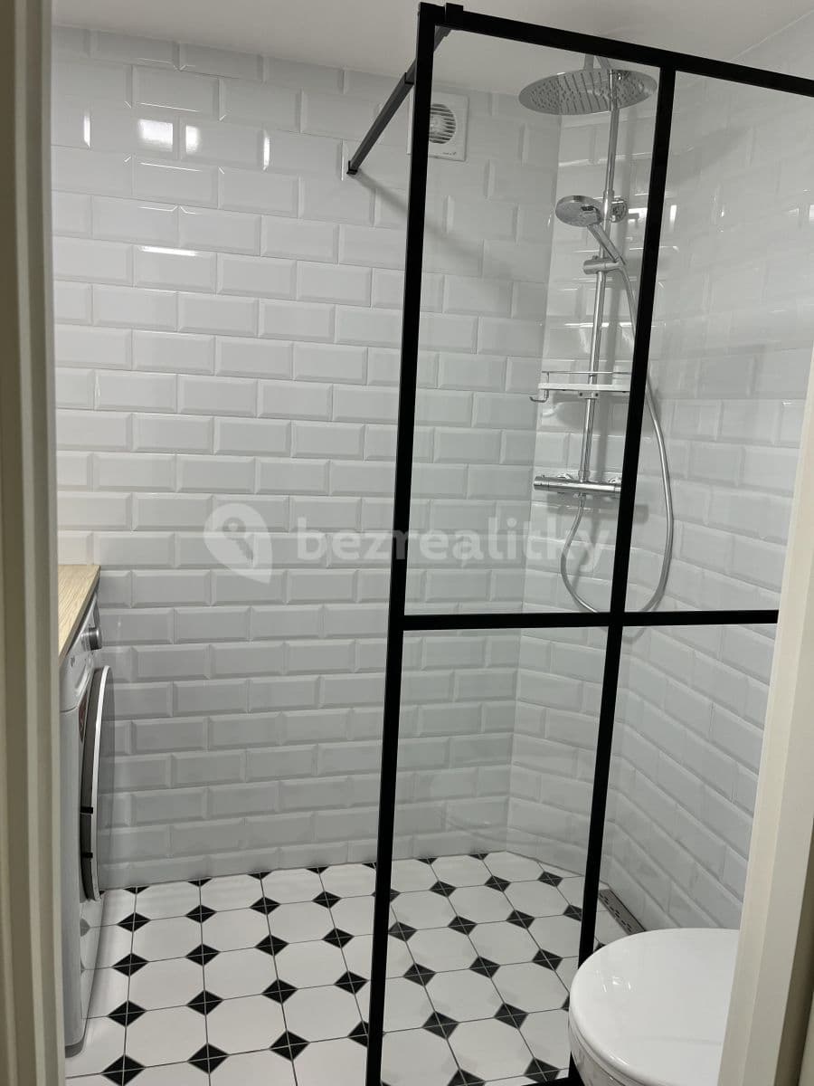 Prenájom bytu 1-izbový 26 m², Jana Želivského, Praha, Praha Prenájom bytu 1-izbový 26 m², Jana Želivského, Praha, Praha