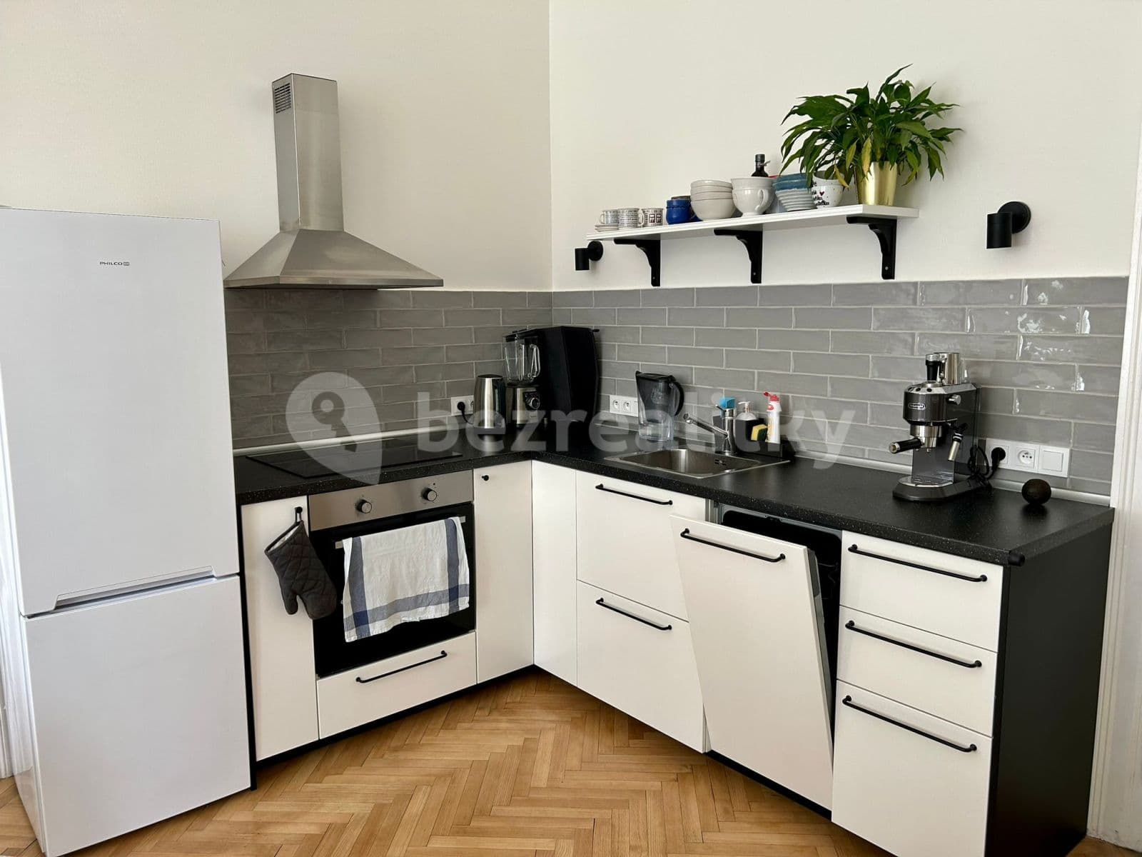 Prenájom bytu 2-izbový 65 m², Vítkova, Praha, Praha Prenájom bytu 2-izbový 65 m², Vítkova, Praha, Praha