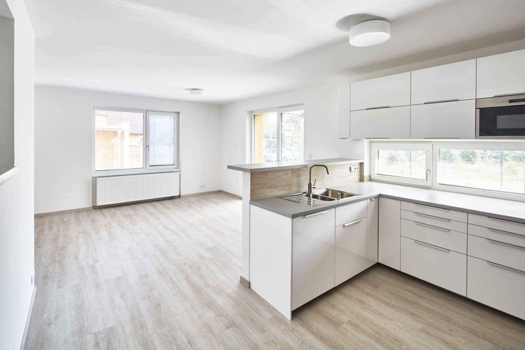 Prenájom domu 119 m², pozemek 330 m², Jahodová, Černošice, Středočeský kraj Prenájom domu 119 m², pozemek 330 m², Jahodová, Černošice, Středočeský kraj