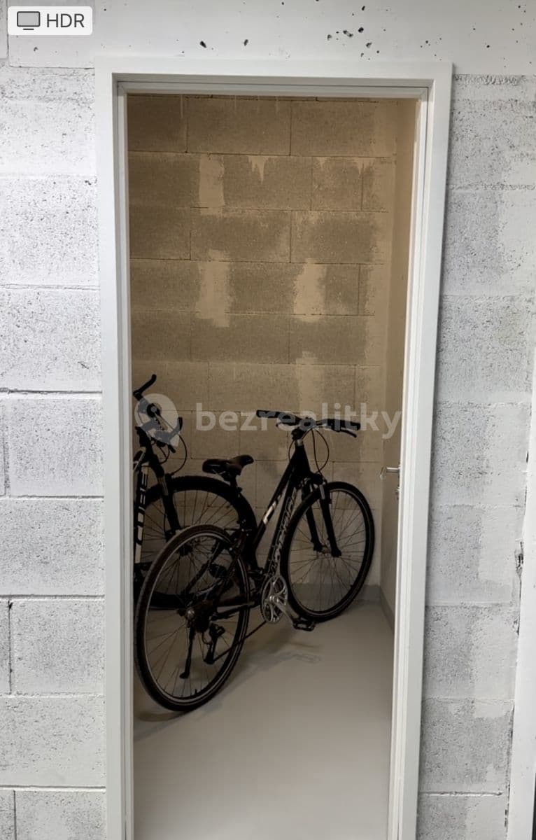 Prenájom bytu 2-izbový 95 m², Oddechová, Praha, Praha Prenájom bytu 2-izbový 95 m², Oddechová, Praha, Praha