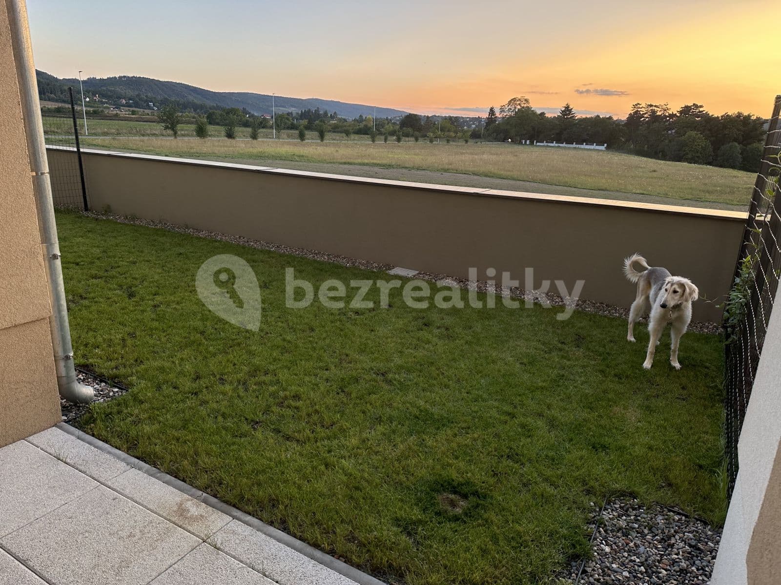 Prenájom bytu 2-izbový 95 m², Oddechová, Praha, Praha Prenájom bytu 2-izbový 95 m², Oddechová, Praha, Praha