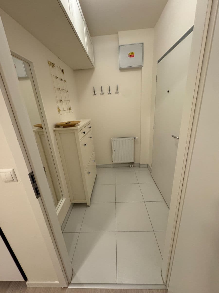 Prenájom bytu 3-izbový 55 m², Generála Selnera, Kladno, Středočeský kraj Prenájom bytu 3-izbový 55 m², Generála Selnera, Kladno, Středočeský kraj