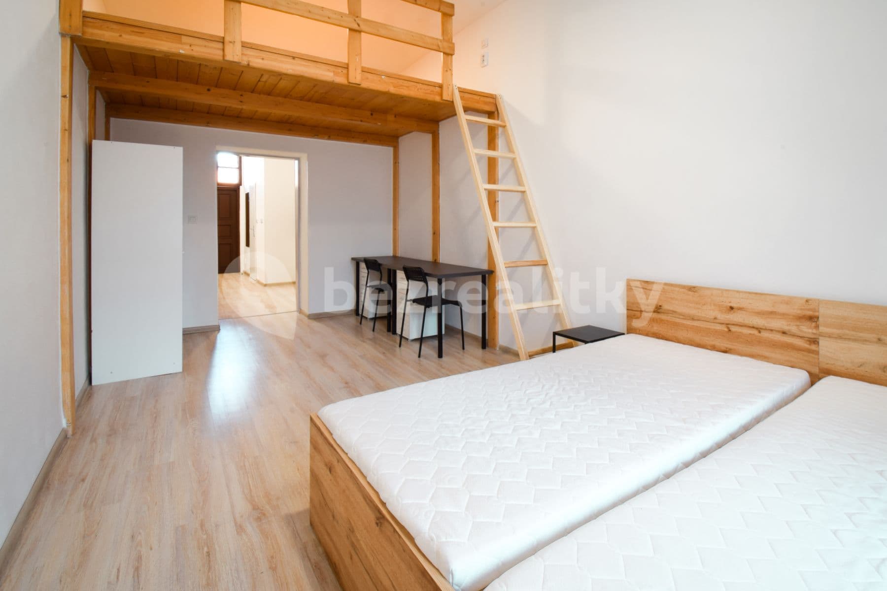 Prenájom bytu 1-izbový 32 m², Václavská, Brno, Jihomoravský kraj Prenájom bytu 1-izbový 32 m², Václavská, Brno, Jihomoravský kraj