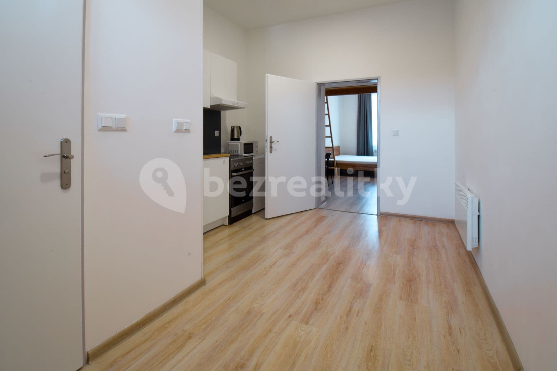 Prenájom bytu 1-izbový 32 m², Václavská, Brno, Jihomoravský kraj Prenájom bytu 1-izbový 32 m², Václavská, Brno, Jihomoravský kraj