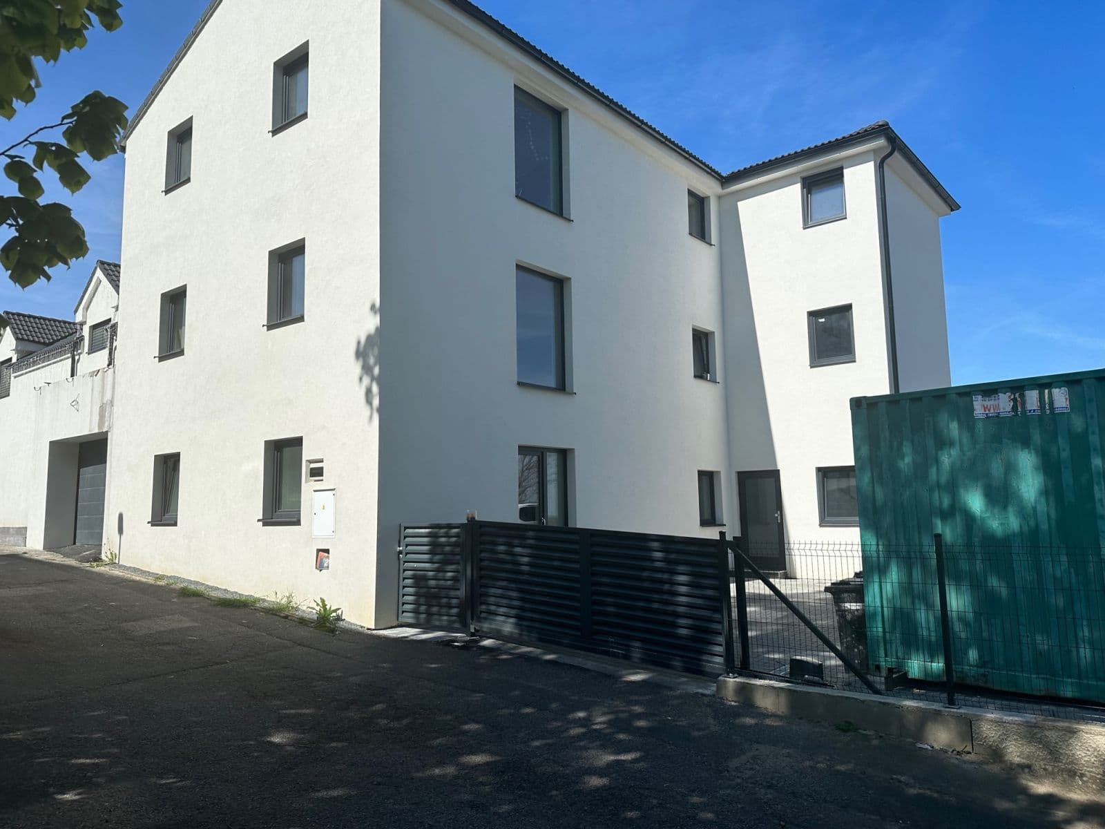 Prenájom bytu 2-izbový 72 m², Masarykovo nám., Říčany, Středočeský kraj Prenájom bytu 2-izbový 72 m², Masarykovo nám., Říčany, Středočeský kraj