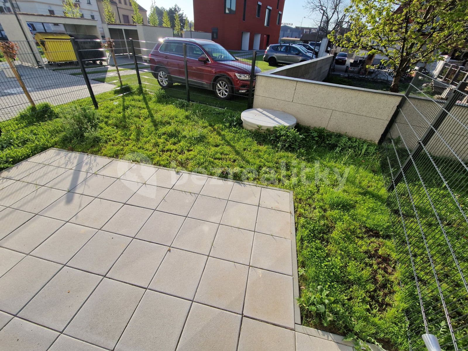 Prenájom bytu 1-izbový 40 m², 28. října, Mikulov, Jihomoravský kraj Prenájom bytu 1-izbový 40 m², 28. října, Mikulov, Jihomoravský kraj