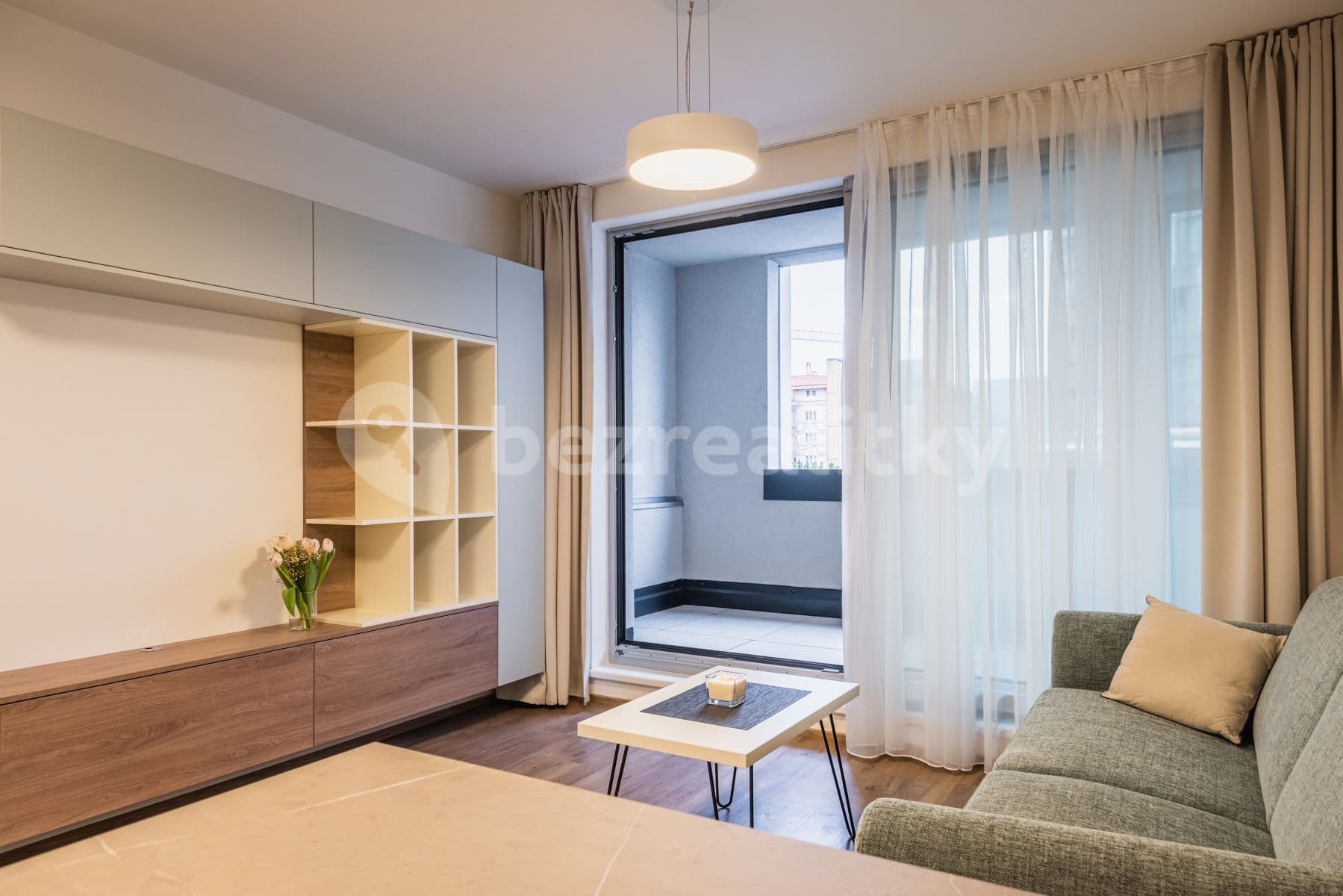 Prenájom bytu 1-izbový 39 m², Kurta Konráda, Praha, Praha Prenájom bytu 1-izbový 39 m², Kurta Konráda, Praha, Praha