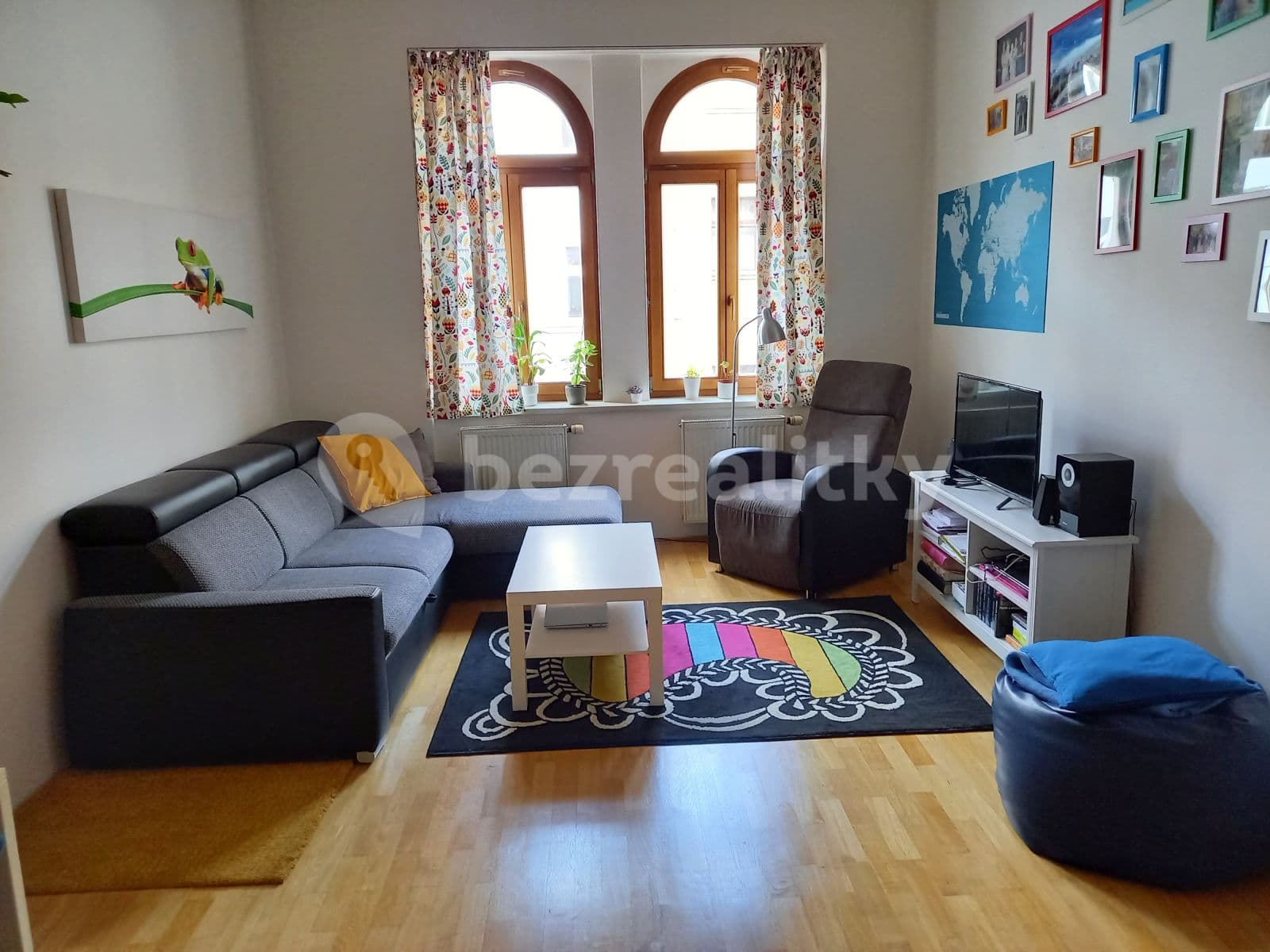 Prenájom bytu 2-izbový 66 m², Lublaňská, Praha, Praha Prenájom bytu 2-izbový 66 m², Lublaňská, Praha, Praha