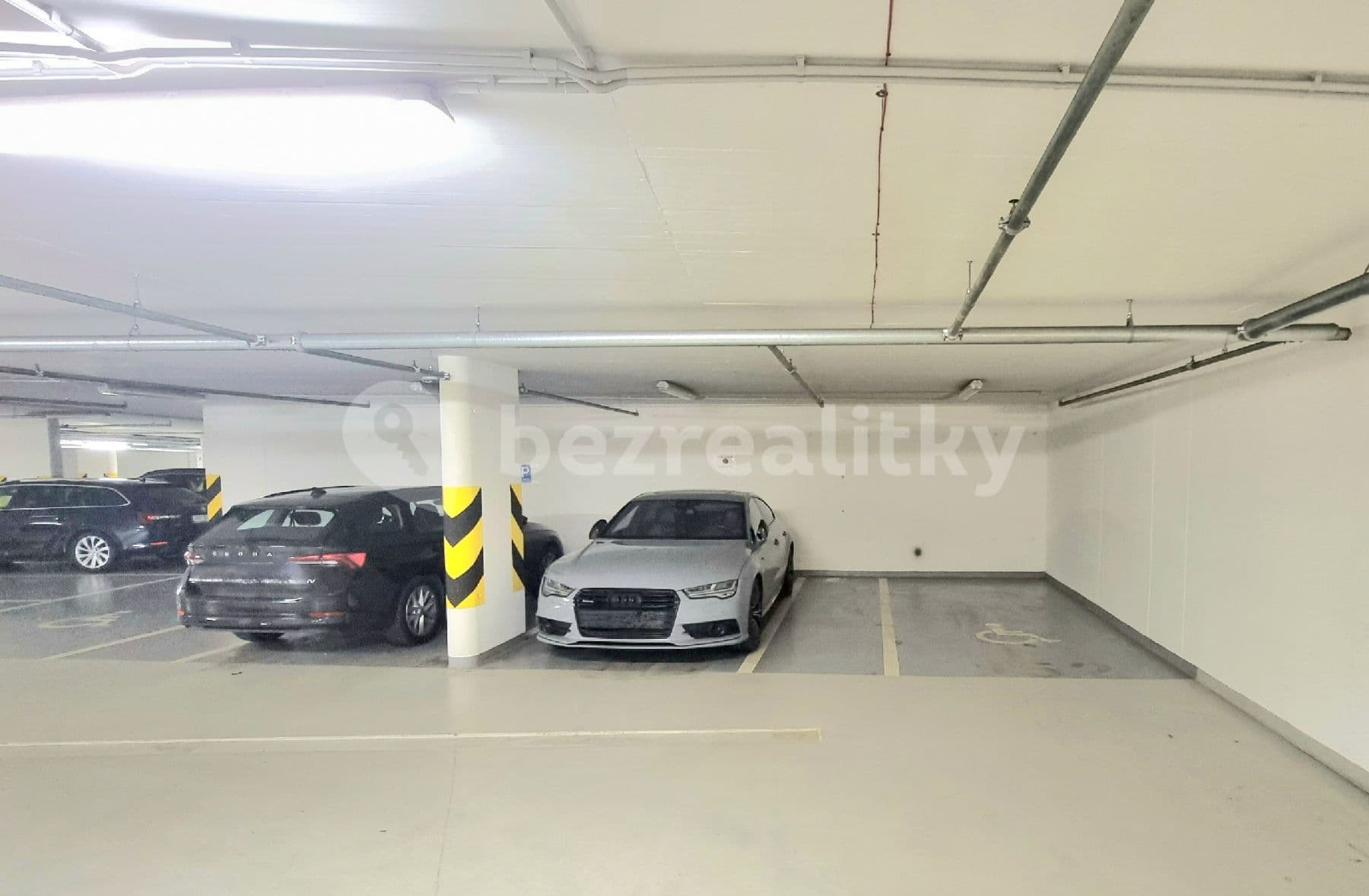 Prenájom bytu 1-izbový 39 m², U Mlýnského kanálu, Praha, Praha Prenájom bytu 1-izbový 39 m², U Mlýnského kanálu, Praha, Praha