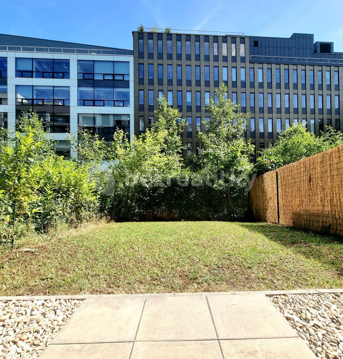 Prenájom bytu 1-izbový 39 m², U Mlýnského kanálu, Praha, Praha Prenájom bytu 1-izbový 39 m², U Mlýnského kanálu, Praha, Praha