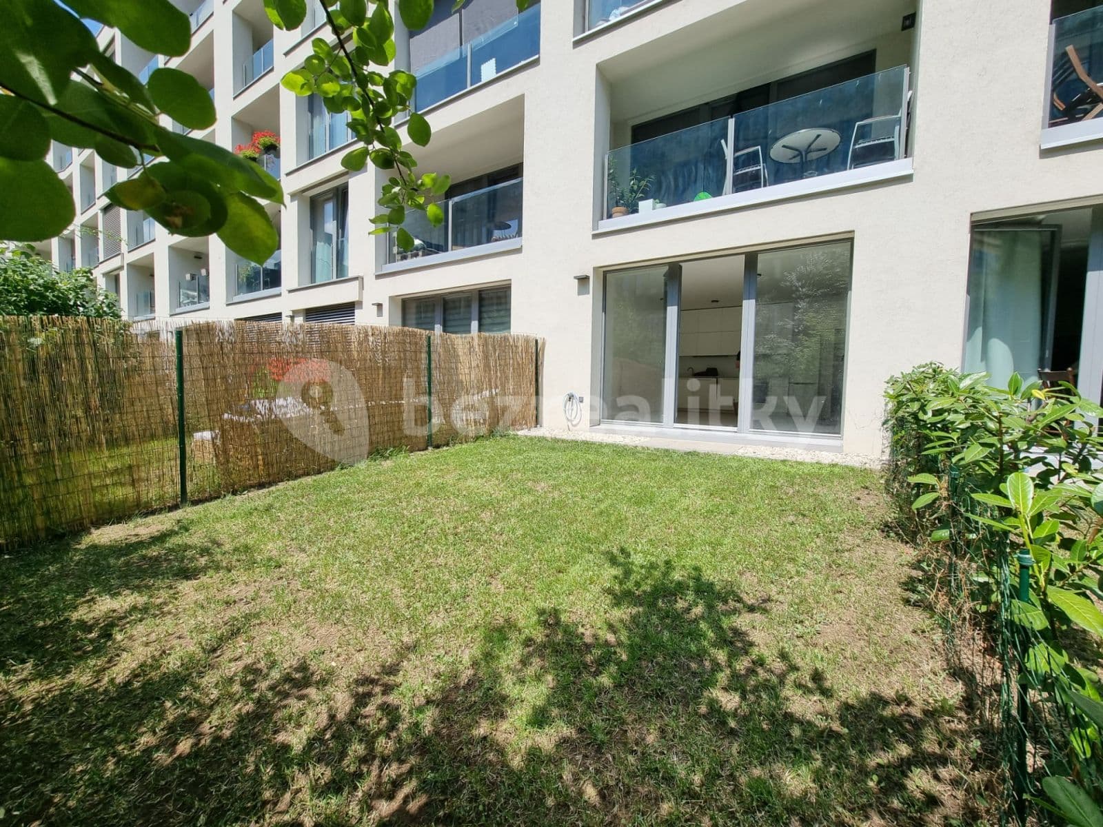 Prenájom bytu 1-izbový 39 m², U Mlýnského kanálu, Praha, Praha Prenájom bytu 1-izbový 39 m², U Mlýnského kanálu, Praha, Praha