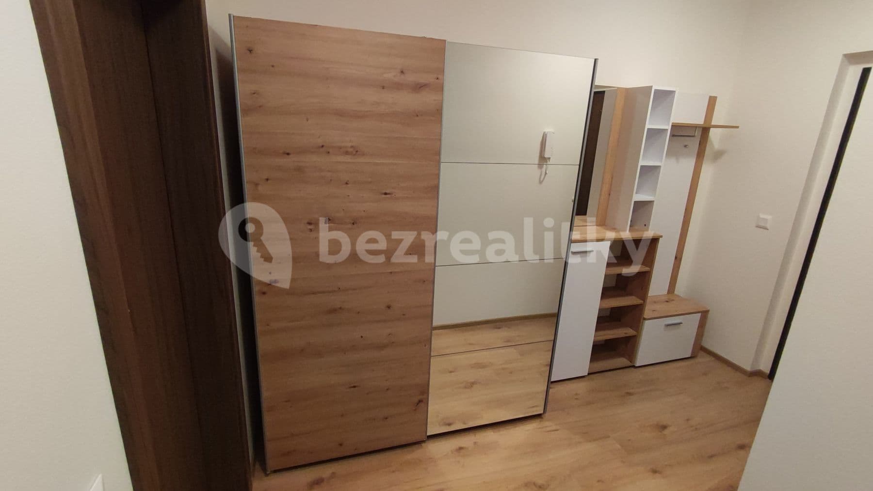 Prenájom bytu 2-izbový 50 m², Chrudim, Pardubický kraj Prenájom bytu 2-izbový 50 m², Chrudim, Pardubický kraj