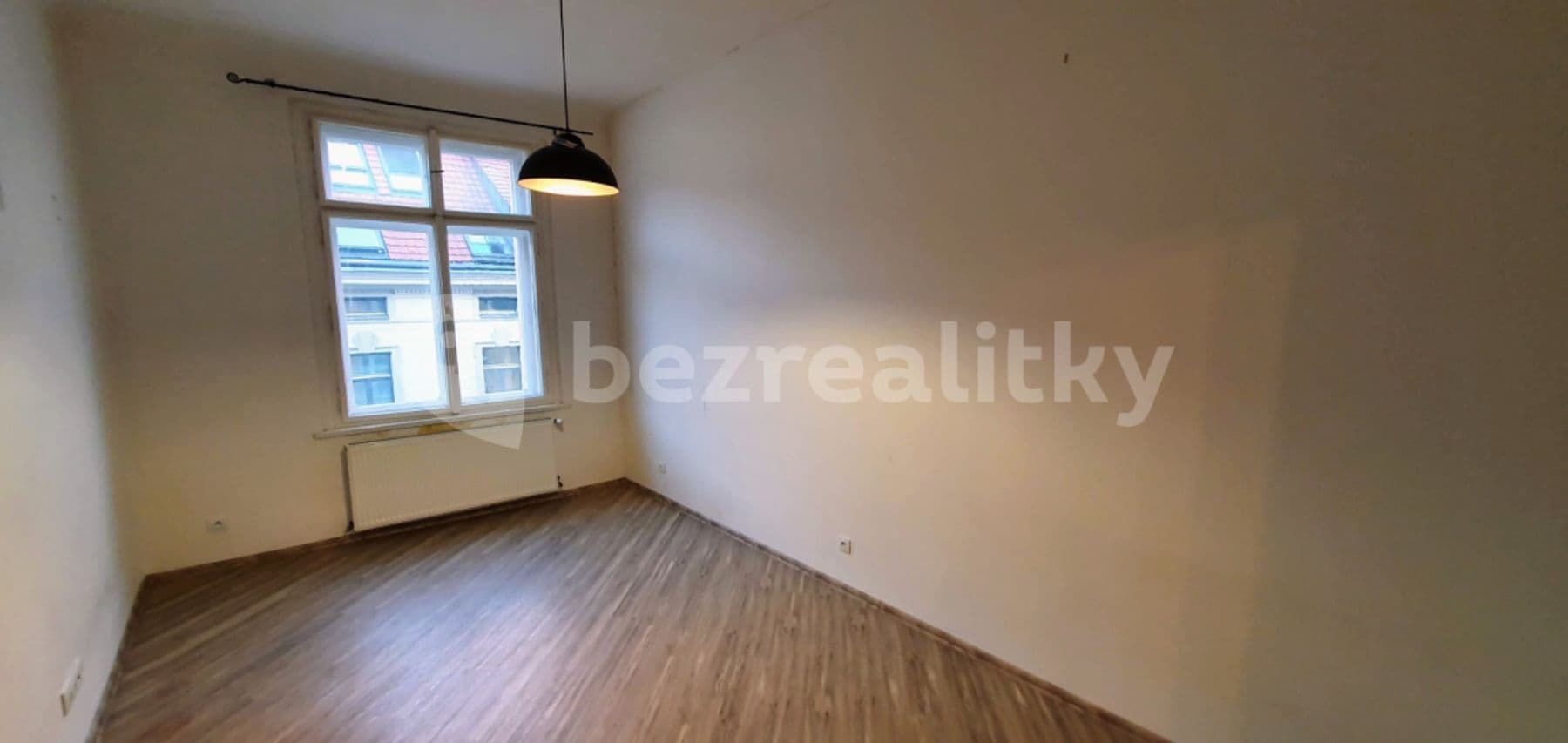 Prenájom bytu 3-izbový 76 m², Malířská, Praha, Praha Prenájom bytu 3-izbový 76 m², Malířská, Praha, Praha