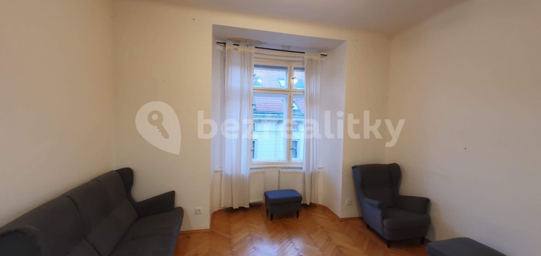 Prenájom bytu 3-izbový 76 m², Malířská, Praha, Praha Prenájom bytu 3-izbový 76 m², Malířská, Praha, Praha