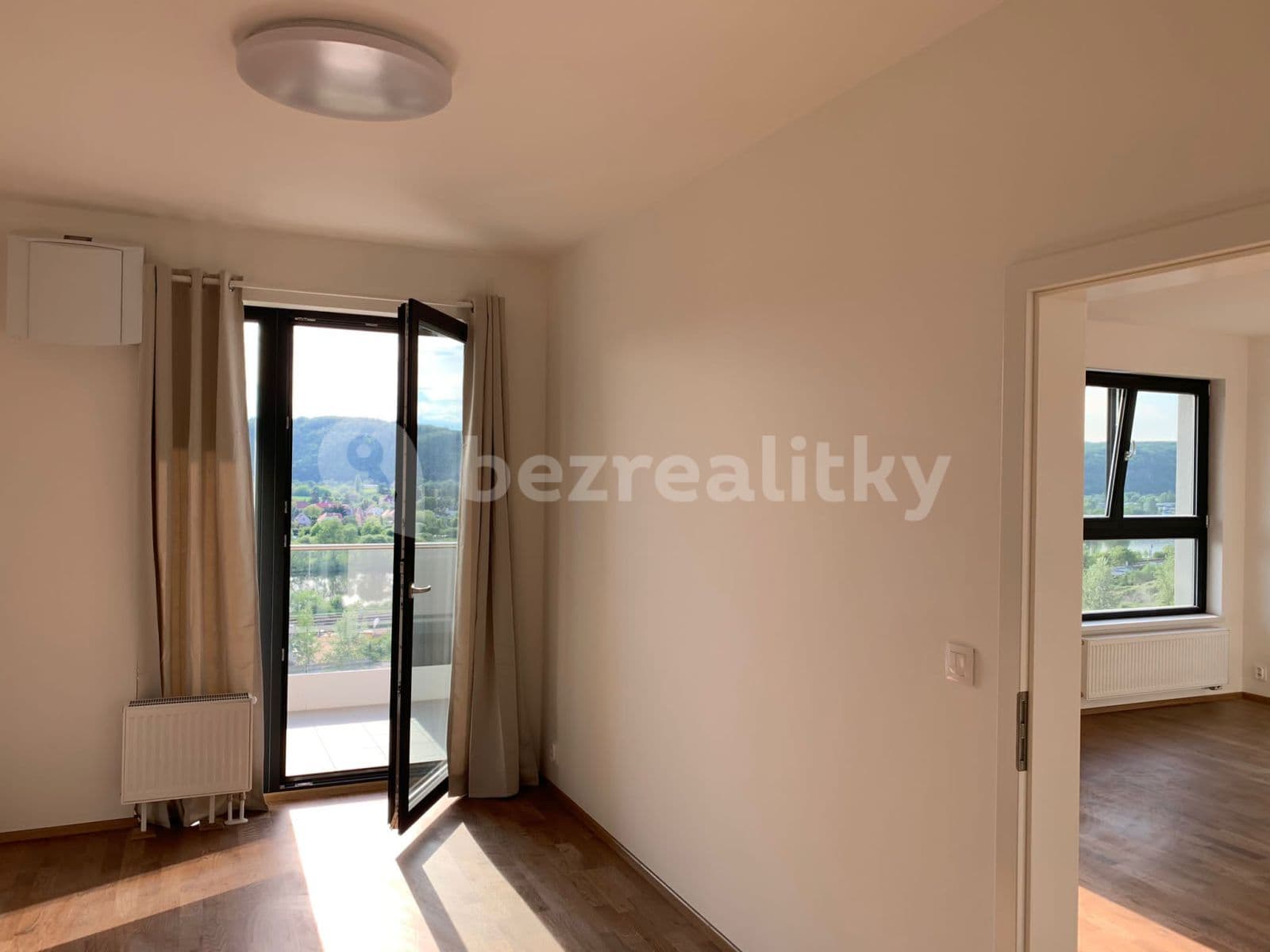 Prenájom bytu 2-izbový 54 m², Zlochova, Praha, Praha Prenájom bytu 2-izbový 54 m², Zlochova, Praha, Praha