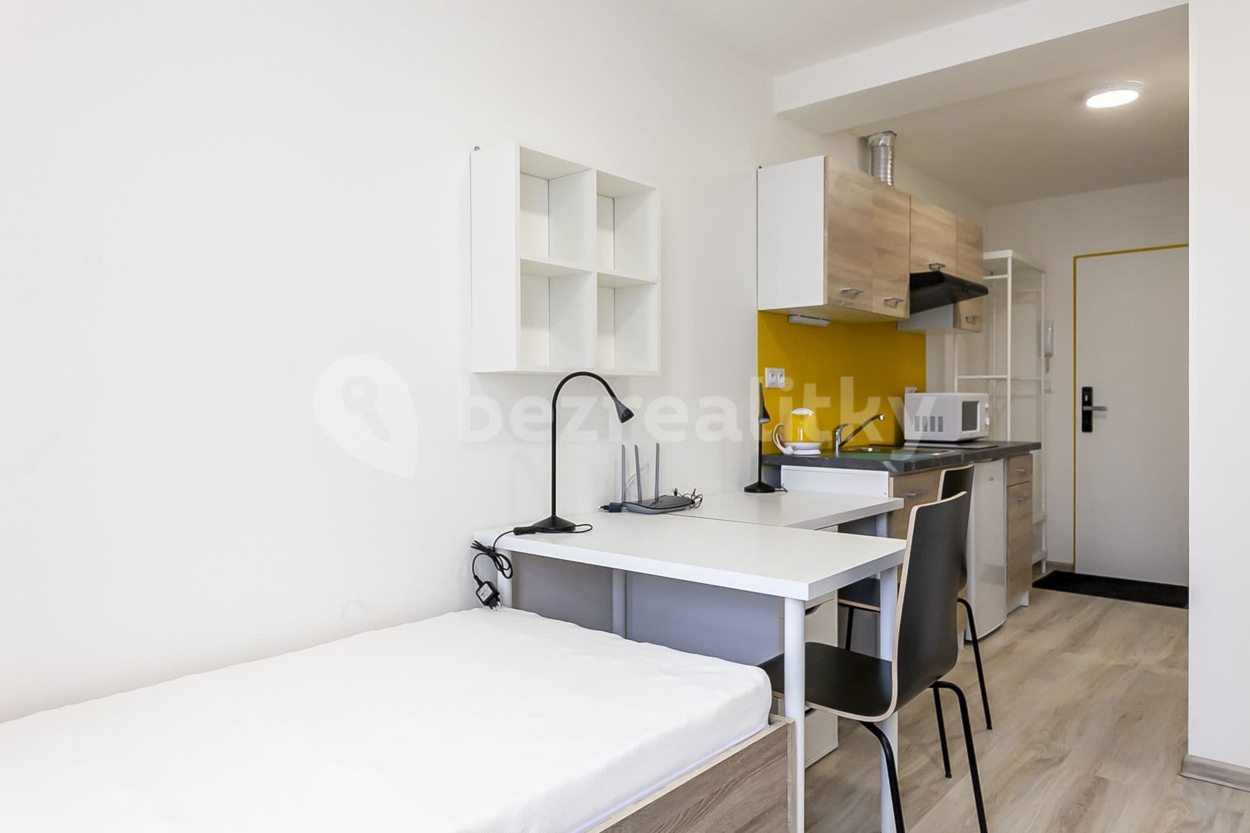 Prenájom bytu 1-izbový 17 m², Hybešova, Brno, Jihomoravský kraj Prenájom bytu 1-izbový 17 m², Hybešova, Brno, Jihomoravský kraj