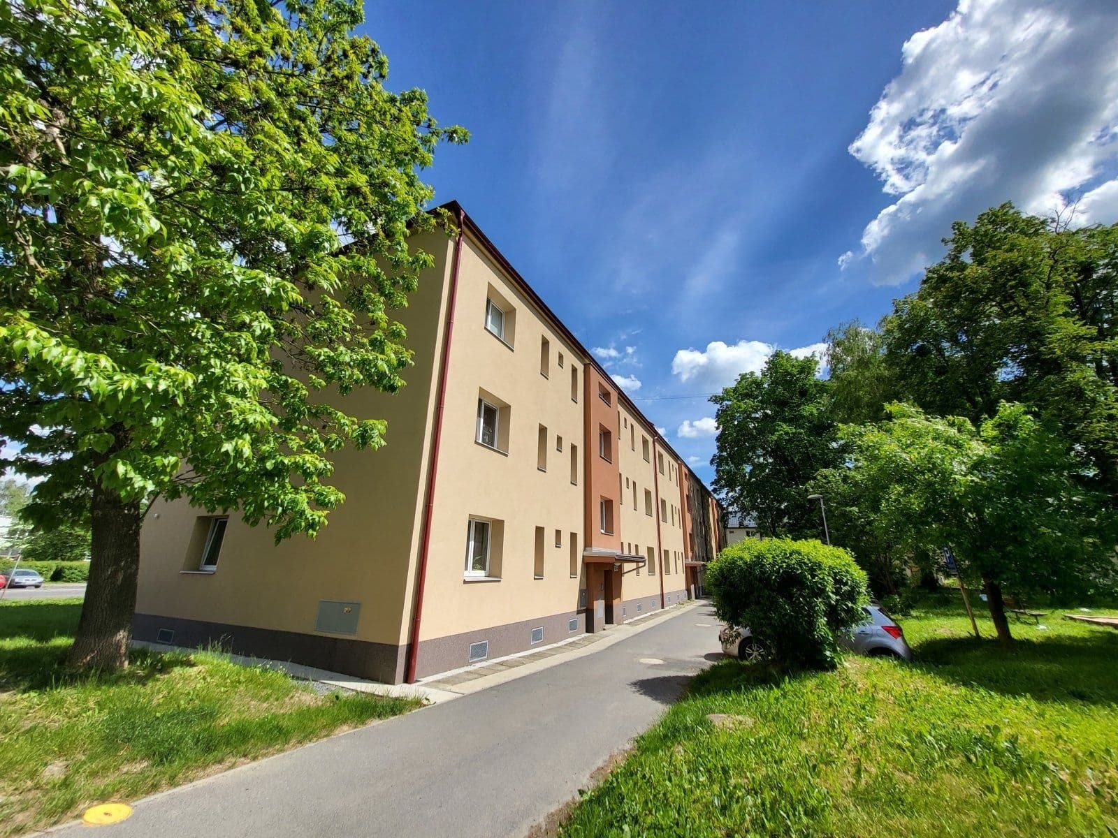 Prenájom bytu 2-izbový 38 m², Kapitána Jasioka, Havířov, Moravskoslezský kraj Prenájom bytu 2-izbový 38 m², Kapitána Jasioka, Havířov, Moravskoslezský kraj