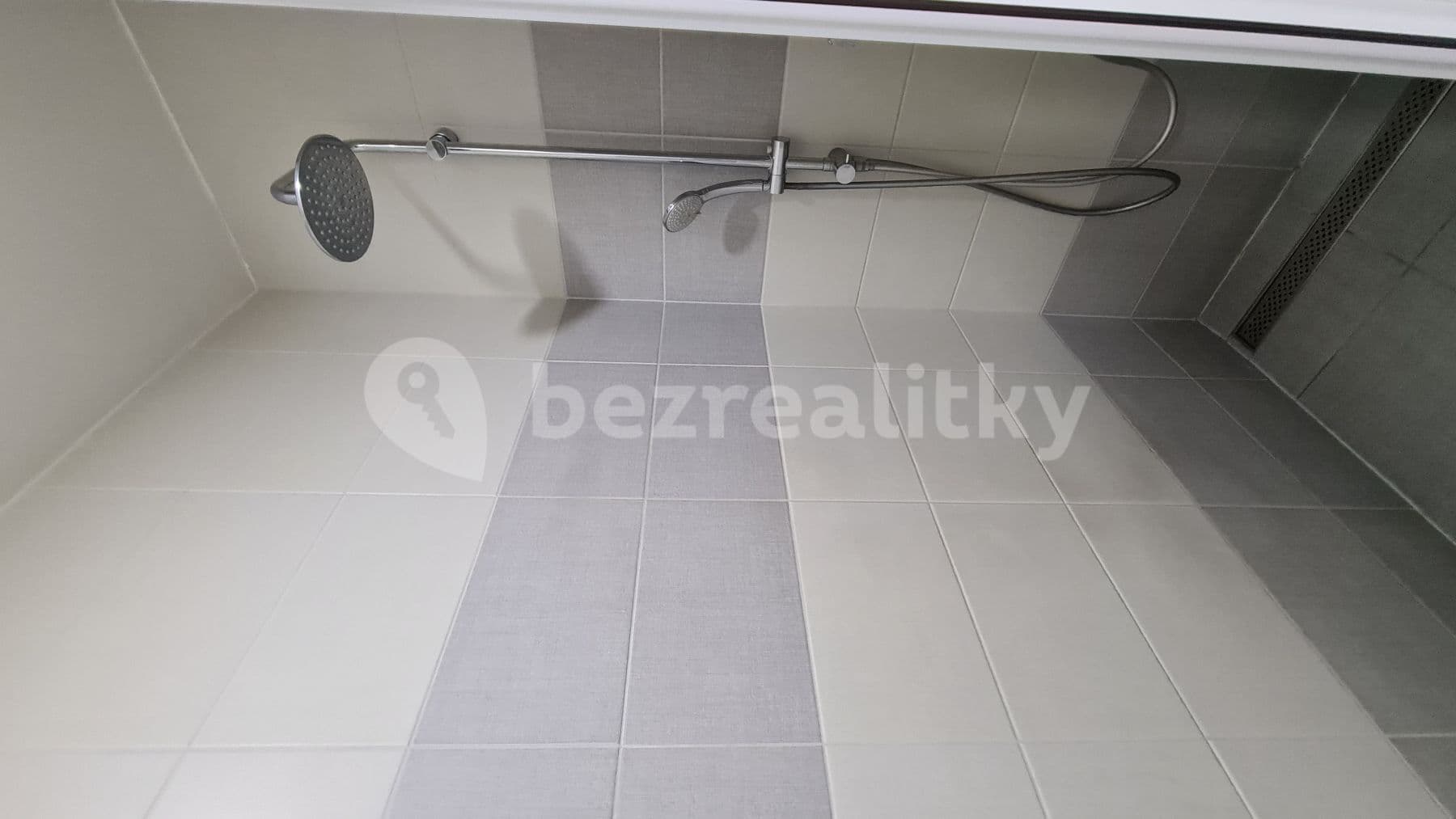 Prenájom bytu 1-izbový 30 m², Halasovo náměstí, Brno, Jihomoravský kraj Prenájom bytu 1-izbový 30 m², Halasovo náměstí, Brno, Jihomoravský kraj