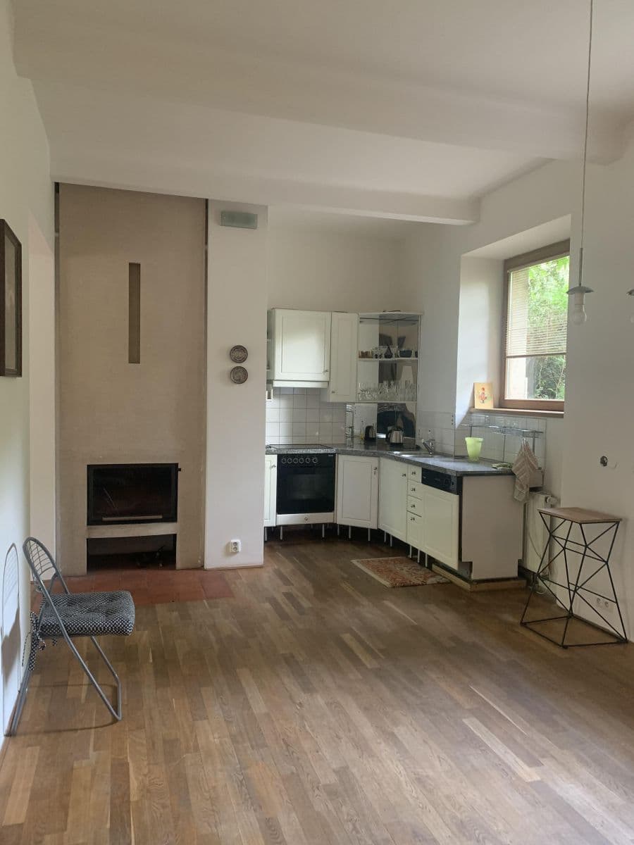 Prenájom bytu 2-izbový 76 m², Zavadilova, Praha, Praha Prenájom bytu 2-izbový 76 m², Zavadilova, Praha, Praha