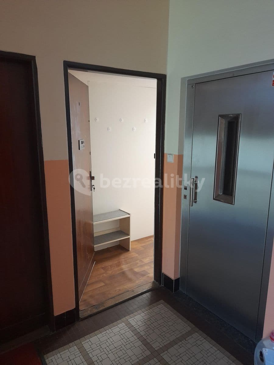 Prenájom bytu 2-izbový 57 m², Sámova, Praha, Praha Prenájom bytu 2-izbový 57 m², Sámova, Praha, Praha
