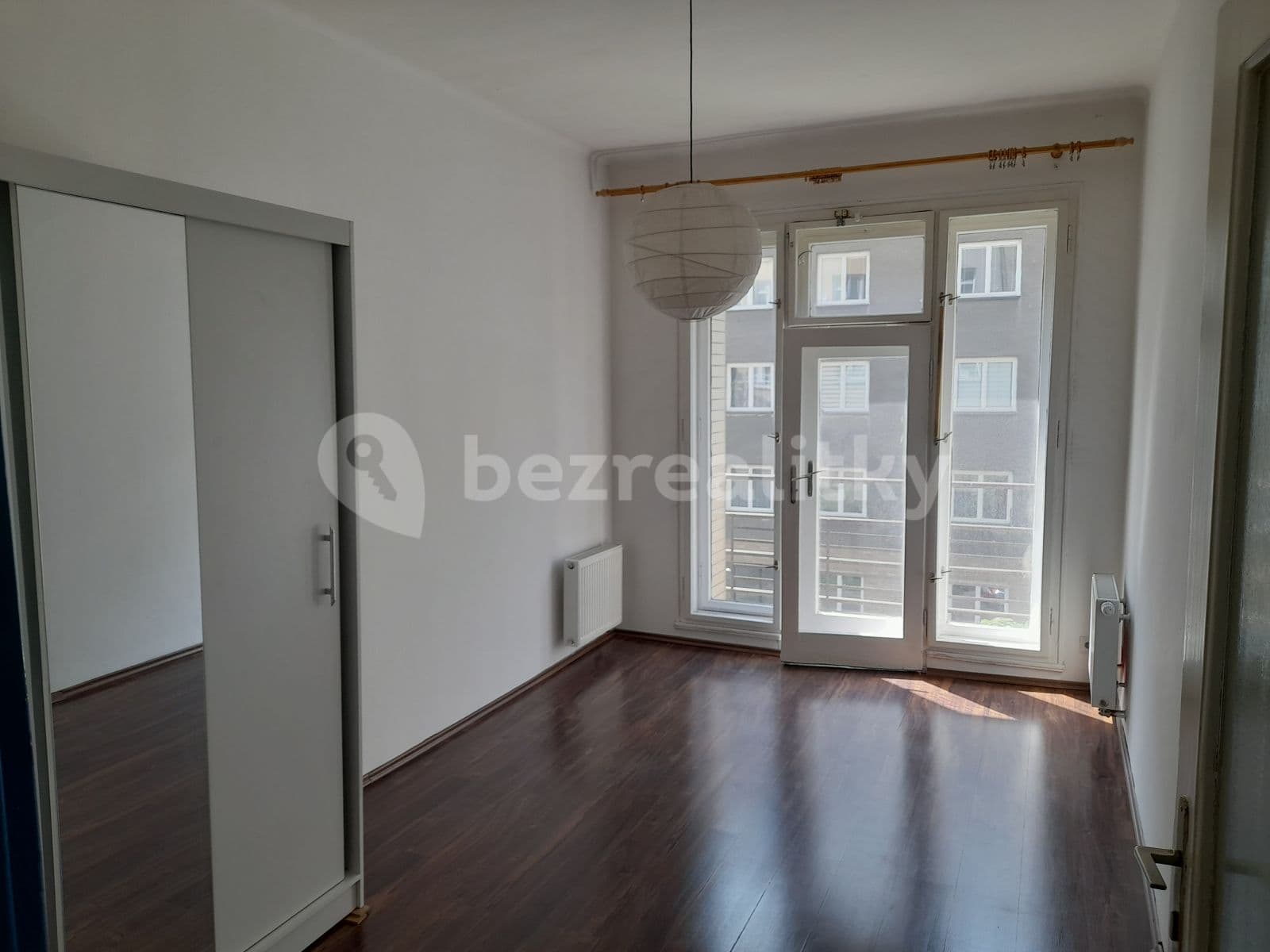 Prenájom bytu 2-izbový 57 m², Sámova, Praha, Praha Prenájom bytu 2-izbový 57 m², Sámova, Praha, Praha