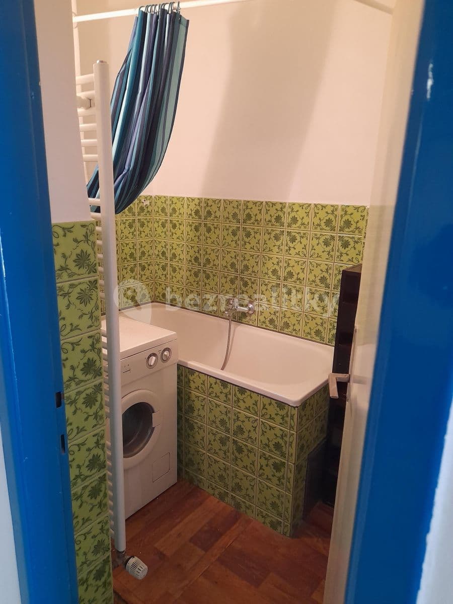 Prenájom bytu 2-izbový 57 m², Sámova, Praha, Praha Prenájom bytu 2-izbový 57 m², Sámova, Praha, Praha