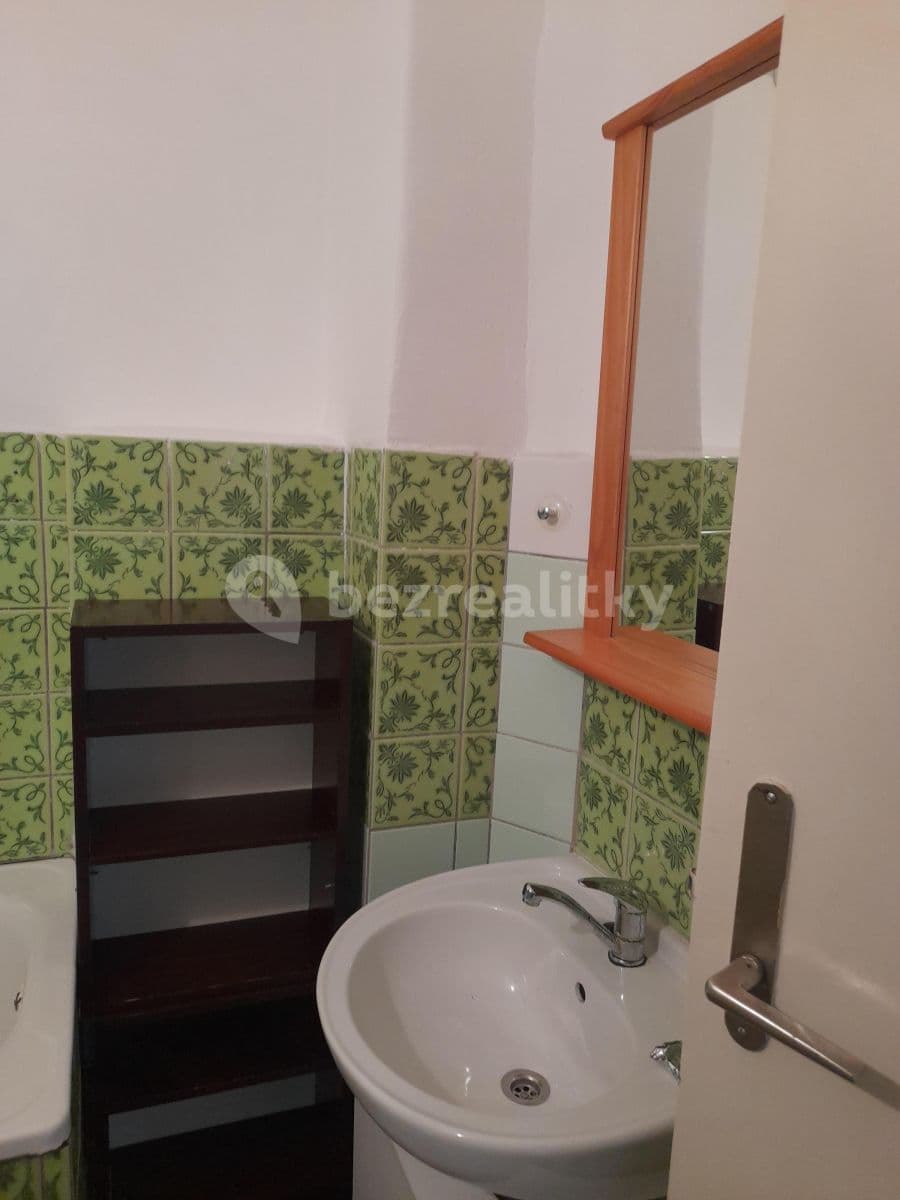 Prenájom bytu 2-izbový 57 m², Sámova, Praha, Praha Prenájom bytu 2-izbový 57 m², Sámova, Praha, Praha