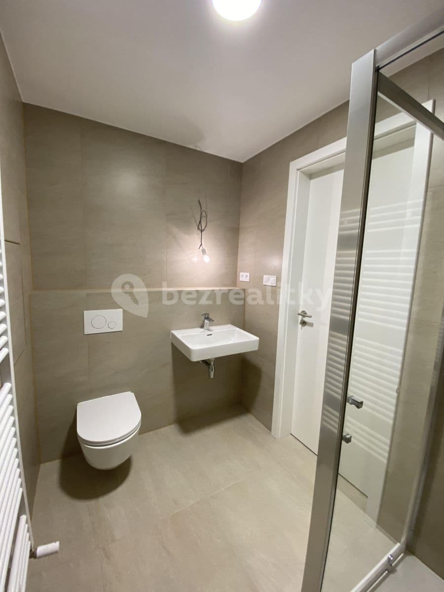 Prenájom bytu 1-izbový 33 m², Střední, Brno, Jihomoravský kraj Prenájom bytu 1-izbový 33 m², Střední, Brno, Jihomoravský kraj