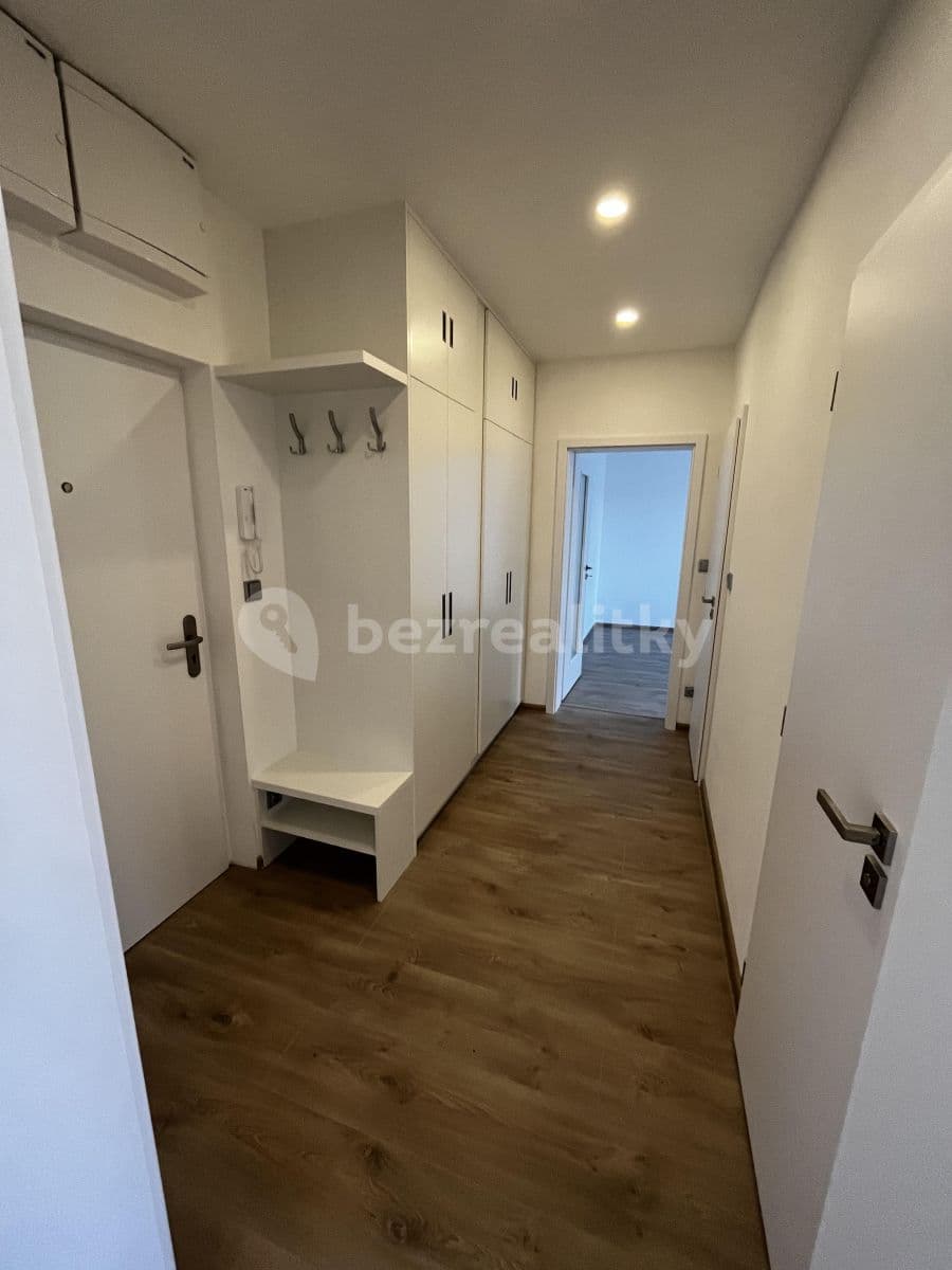 Prenájom bytu 2-izbový 54 m², Přistoupimská, Praha, Praha Prenájom bytu 2-izbový 54 m², Přistoupimská, Praha, Praha