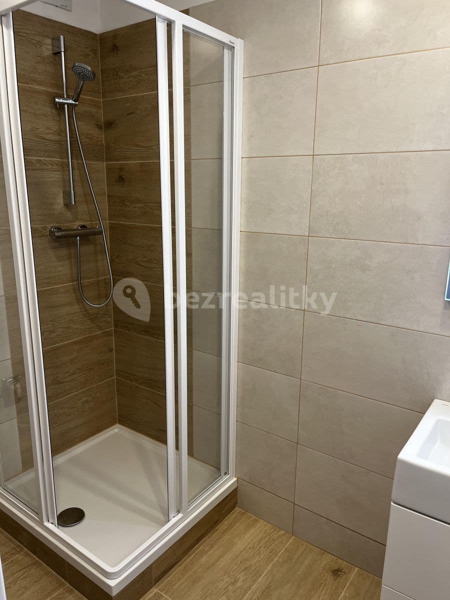 Prenájom bytu 2-izbový 54 m², Přistoupimská, Praha, Praha Prenájom bytu 2-izbový 54 m², Přistoupimská, Praha, Praha