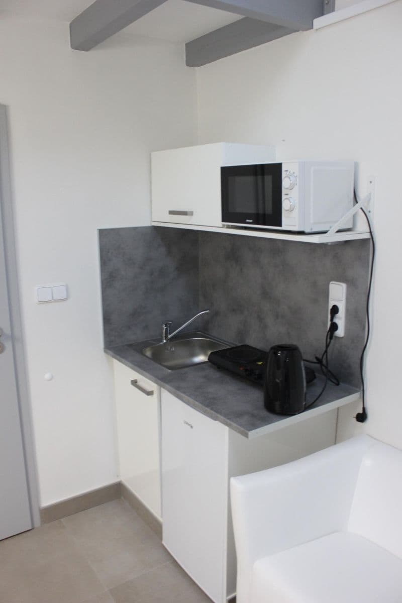 Prenájom bytu Garsoniéra 18 m², Družstevní, Kněževes, Středočeský kraj Prenájom bytu Garsoniéra 18 m², Družstevní, Kněževes, Středočeský kraj