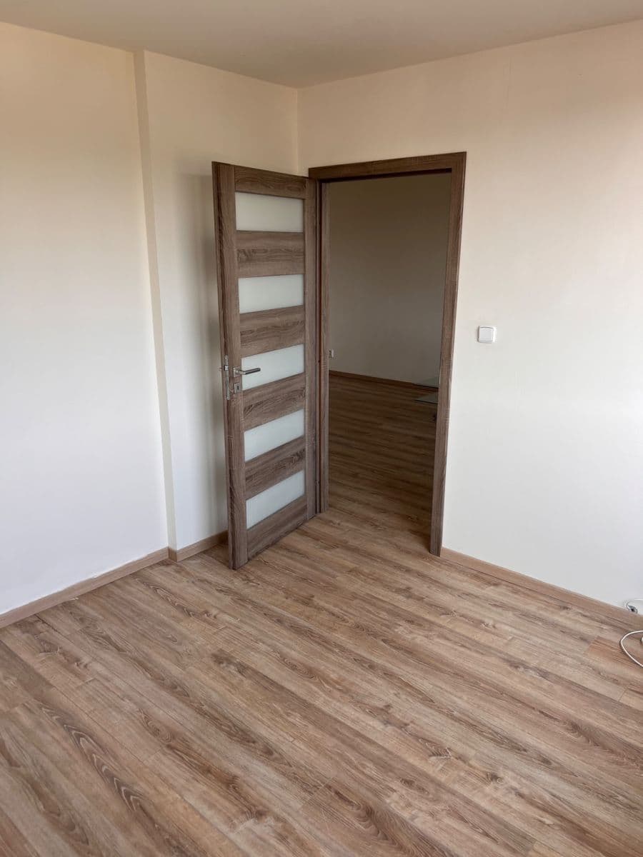 Prenájom bytu 2-izbový 50 m², Na Klášteře, Beroun, Středočeský kraj Prenájom bytu 2-izbový 50 m², Na Klášteře, Beroun, Středočeský kraj