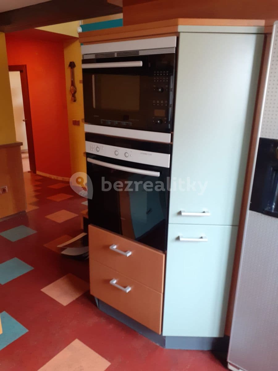 Prenájom bytu 5-izbový 160 m², 28. pluku, Praha, Praha Prenájom bytu 5-izbový 160 m², 28. pluku, Praha, Praha