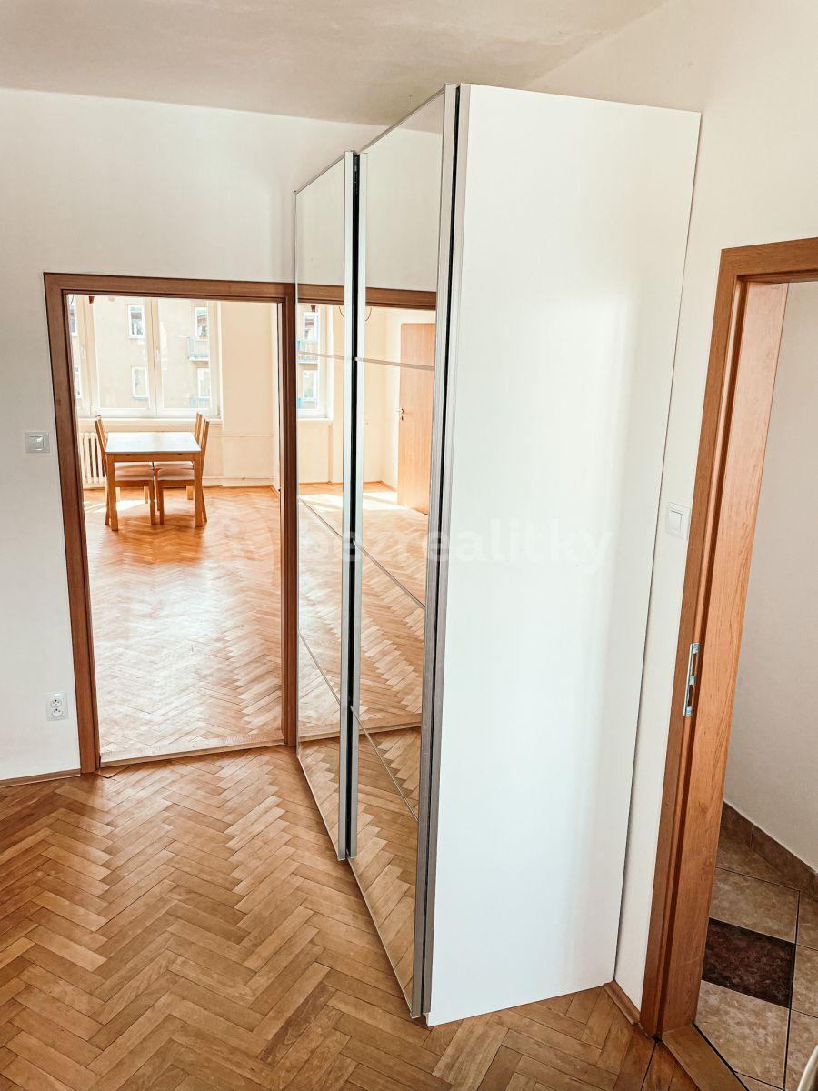 Prenájom bytu 3-izbový 68 m², Střimelická, Praha, Praha