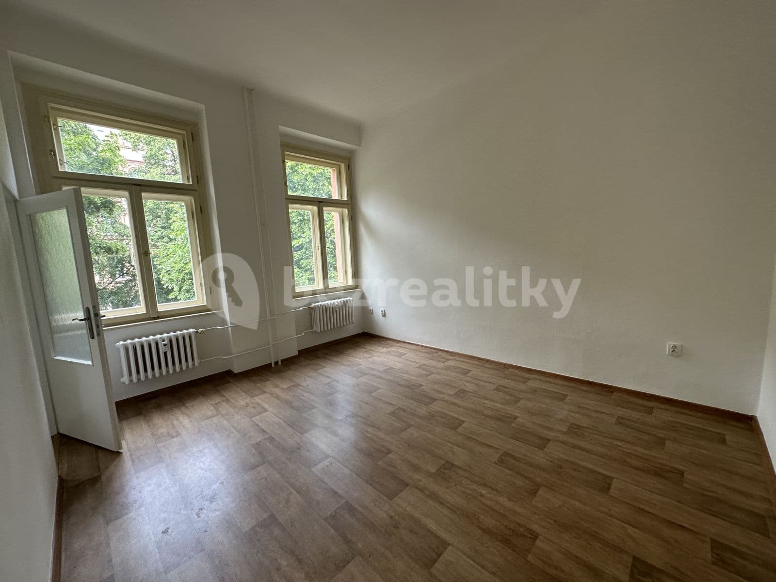 Prenájom bytu 1-izbový 30 m², Londýnská, Praha, Praha Prenájom bytu 1-izbový 30 m², Londýnská, Praha, Praha