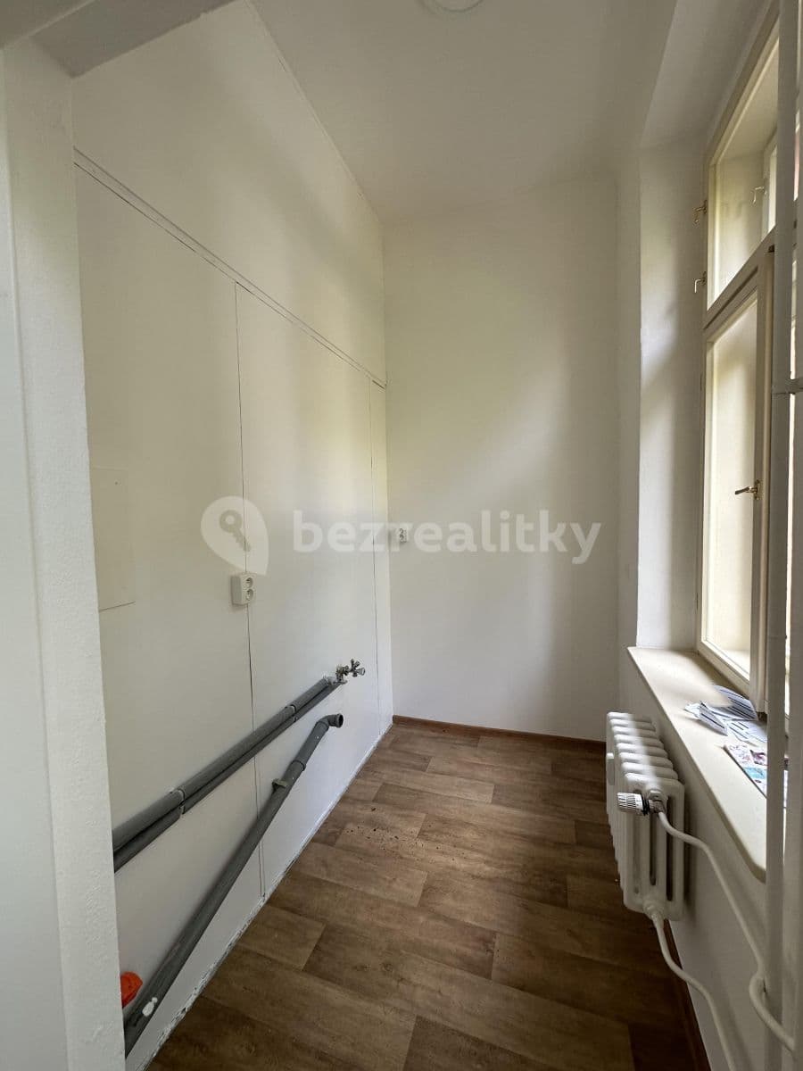 Prenájom bytu 1-izbový 30 m², Londýnská, Praha, Praha Prenájom bytu 1-izbový 30 m², Londýnská, Praha, Praha