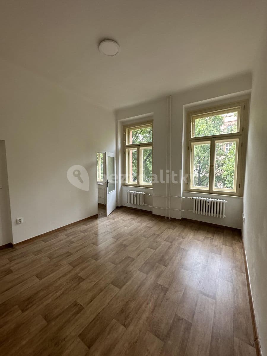 Prenájom bytu 1-izbový 30 m², Londýnská, Praha, Praha Prenájom bytu 1-izbový 30 m², Londýnská, Praha, Praha