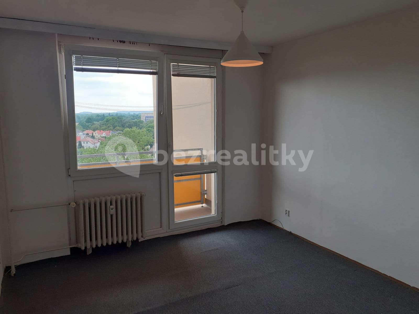 Prenájom bytu 2-izbový 45 m², třída Edvarda Beneše, Hradec Králové, Královéhradecký kraj Prenájom bytu 2-izbový 45 m², třída Edvarda Beneše, Hradec Králové, Královéhradecký kraj