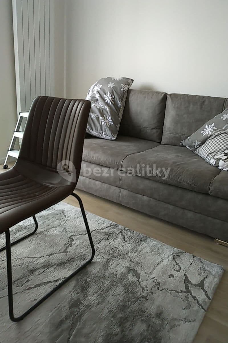Prenájom bytu 1-izbový 48 m², Novovysočanská, Praha, Praha Prenájom bytu 1-izbový 48 m², Novovysočanská, Praha, Praha