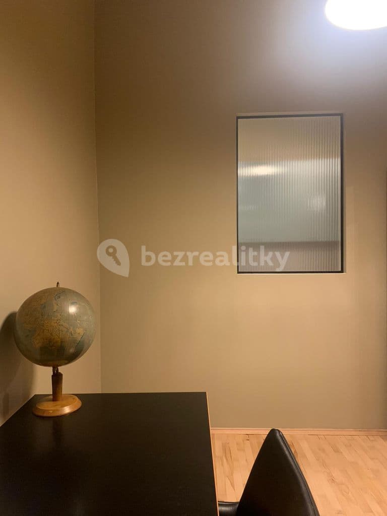 Prenájom bytu 3-izbový 77 m², Dr. Zikmunda Wintra, Praha, Praha Prenájom bytu 3-izbový 77 m², Dr. Zikmunda Wintra, Praha, Praha