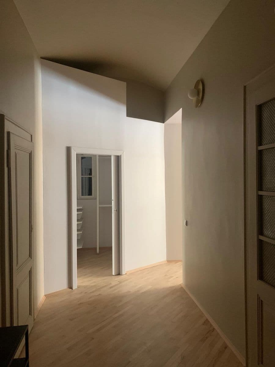Prenájom bytu 3-izbový 77 m², Dr. Zikmunda Wintra, Praha, Praha Prenájom bytu 3-izbový 77 m², Dr. Zikmunda Wintra, Praha, Praha