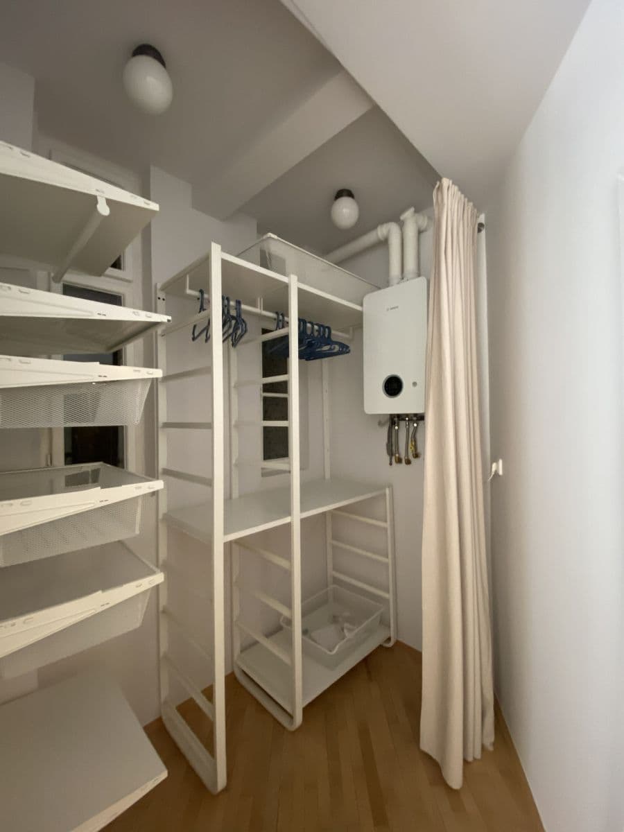 Prenájom bytu 3-izbový 77 m², Dr. Zikmunda Wintra, Praha, Praha Prenájom bytu 3-izbový 77 m², Dr. Zikmunda Wintra, Praha, Praha