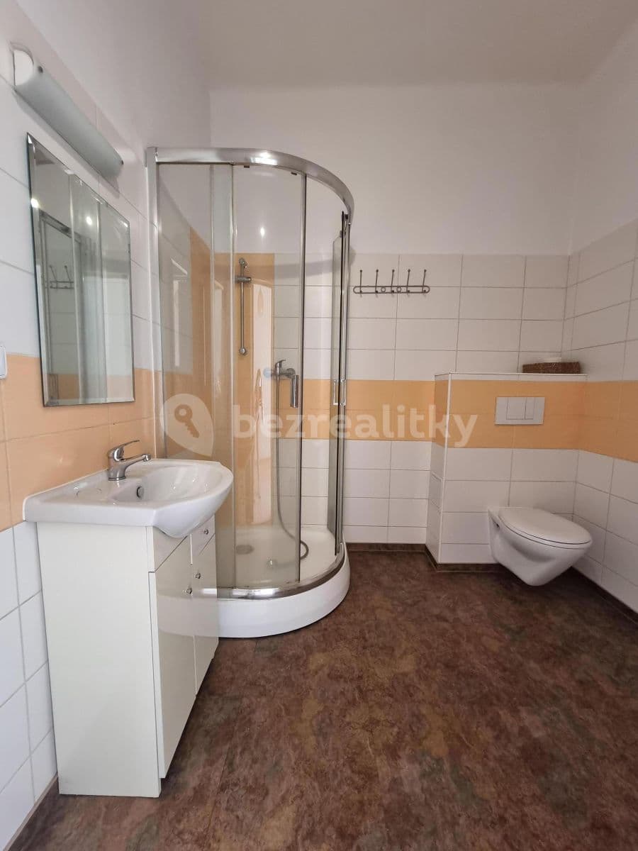 Prenájom bytu 1-izbový 31 m², Spolková, Plzeň, Plzeňský kraj Prenájom bytu 1-izbový 31 m², Spolková, Plzeň, Plzeňský kraj