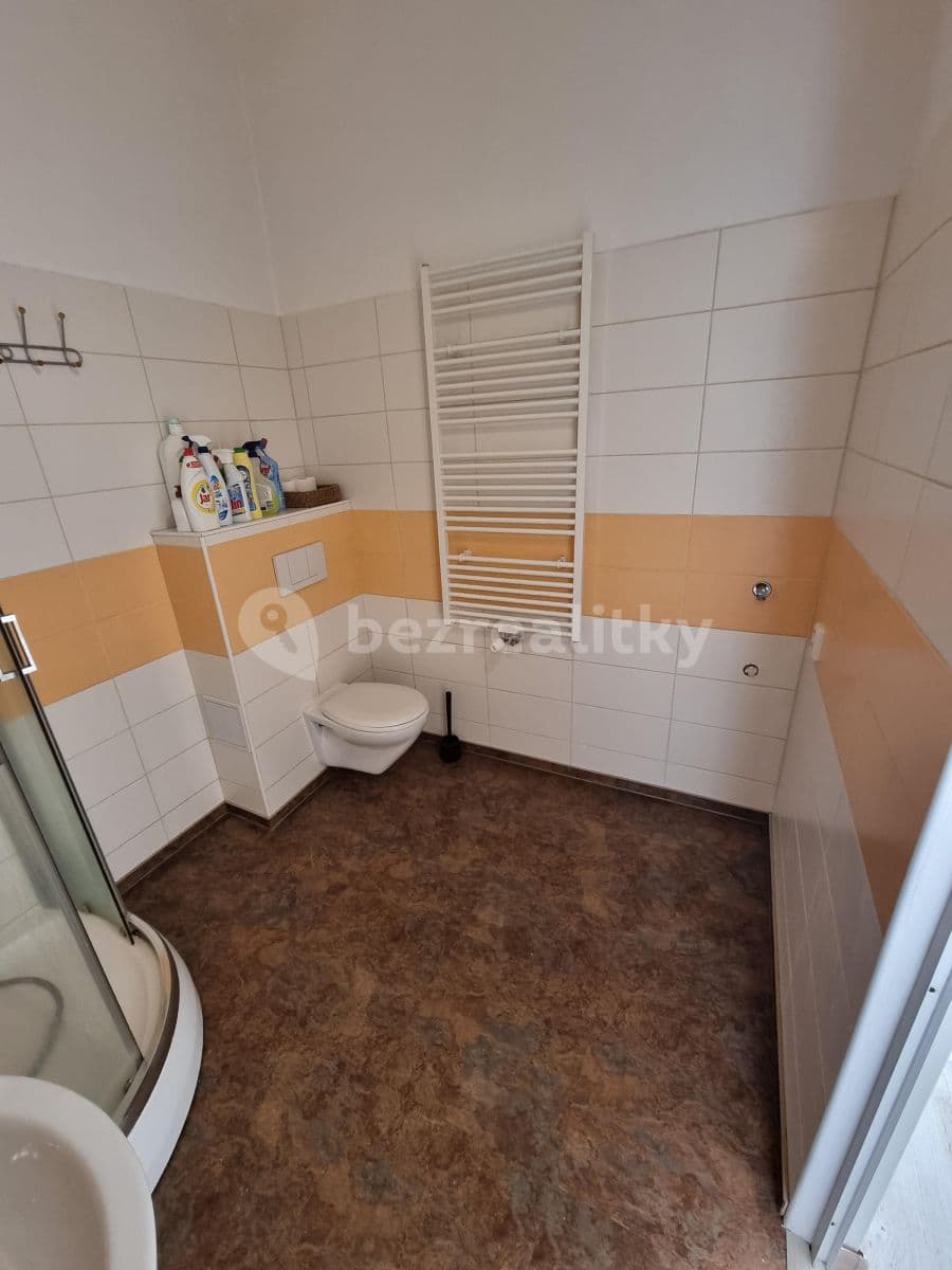 Prenájom bytu 1-izbový 31 m², Spolková, Plzeň, Plzeňský kraj Prenájom bytu 1-izbový 31 m², Spolková, Plzeň, Plzeňský kraj