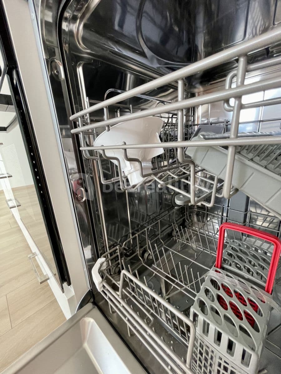 Prenájom bytu 2-izbový 58 m², Východní, Pardubice, Pardubický kraj Prenájom bytu 2-izbový 58 m², Východní, Pardubice, Pardubický kraj