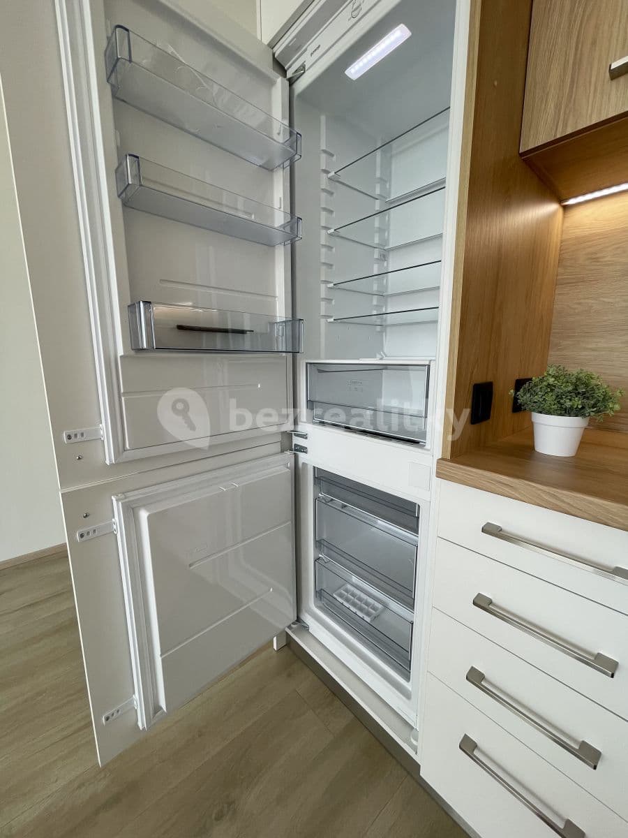 Prenájom bytu 2-izbový 58 m², Východní, Pardubice, Pardubický kraj Prenájom bytu 2-izbový 58 m², Východní, Pardubice, Pardubický kraj