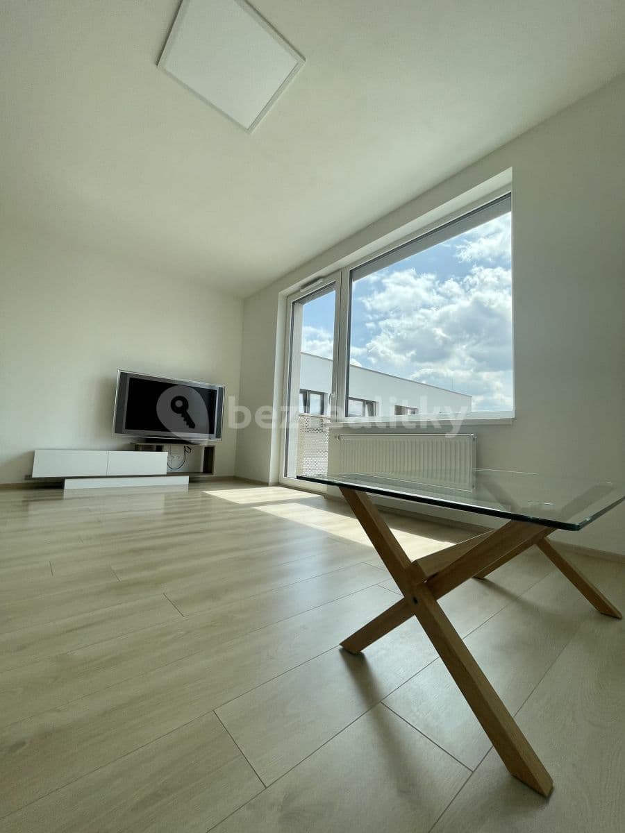 Prenájom bytu 2-izbový 58 m², Východní, Pardubice, Pardubický kraj Prenájom bytu 2-izbový 58 m², Východní, Pardubice, Pardubický kraj