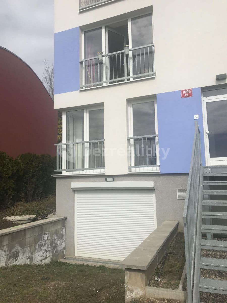 Prenájom bytu 3-izbový 58 m², Tálínská, Praha, Praha Prenájom bytu 3-izbový 58 m², Tálínská, Praha, Praha