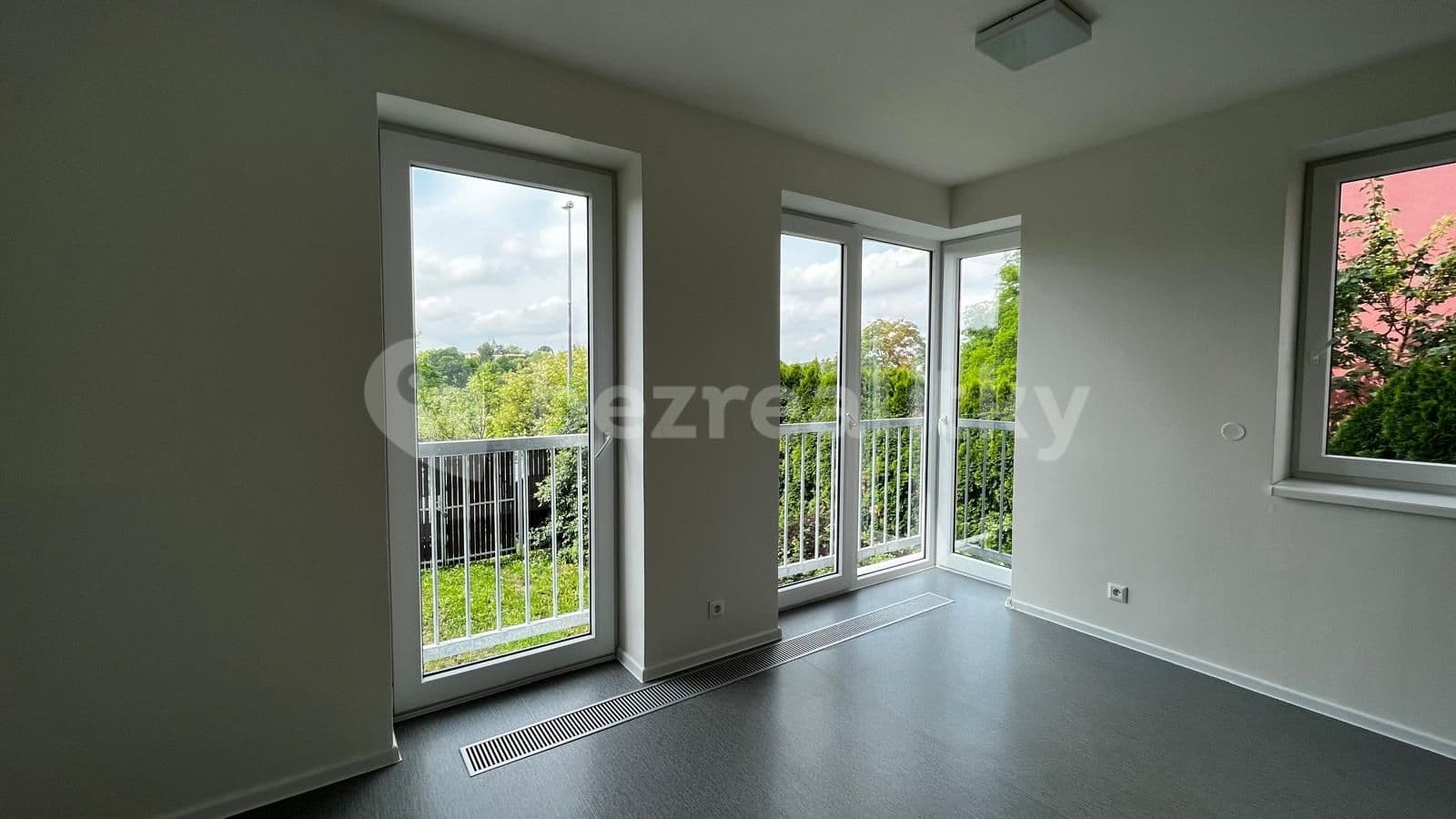 Prenájom bytu 3-izbový 58 m², Tálínská, Praha, Praha Prenájom bytu 3-izbový 58 m², Tálínská, Praha, Praha