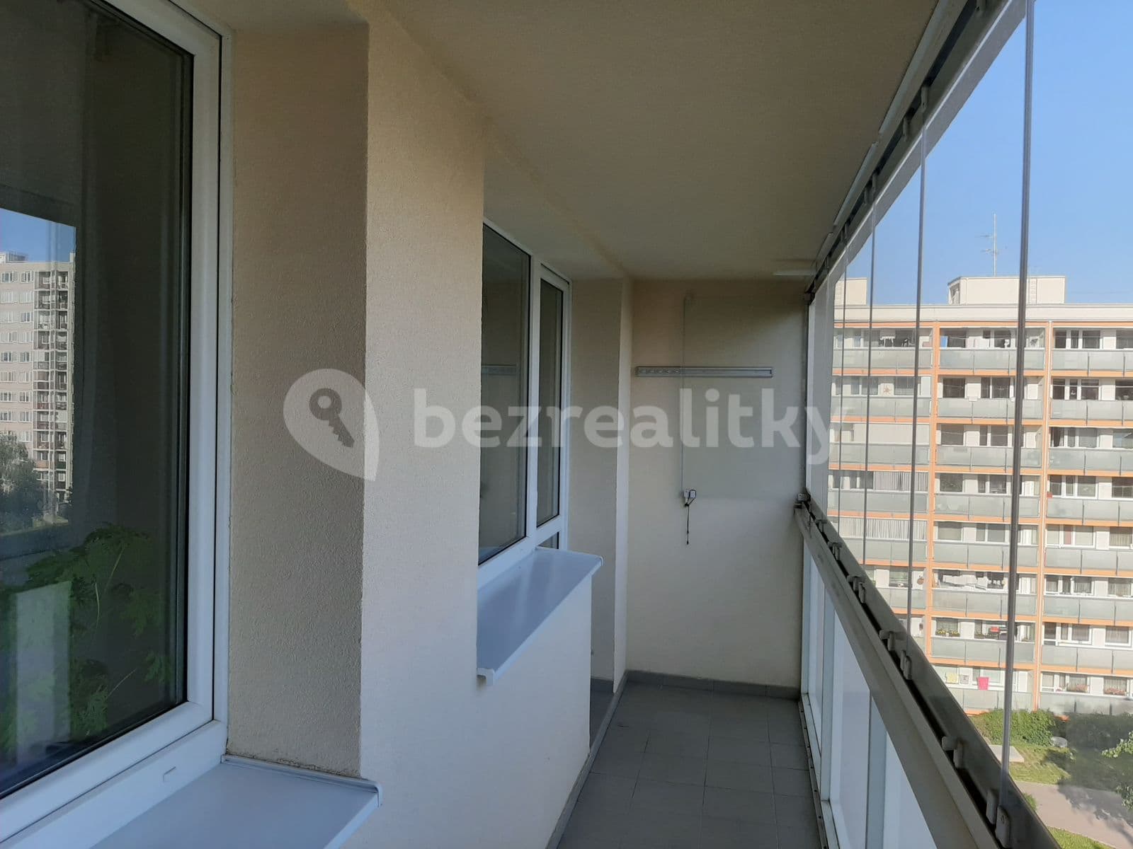 Prenájom bytu 3-izbový 92 m², Španielova, Praha, Praha Prenájom bytu 3-izbový 92 m², Španielova, Praha, Praha